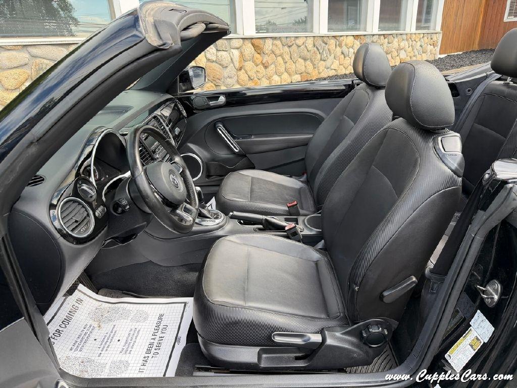 Volkswagen Beetle  2013