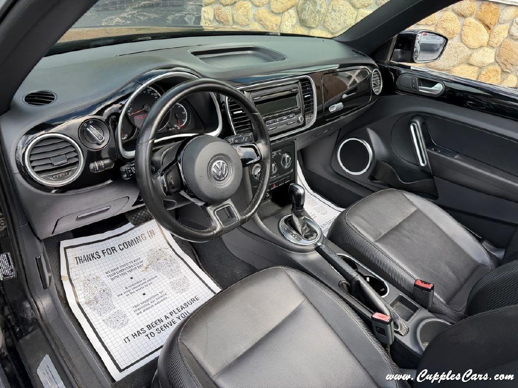 Volkswagen Beetle  2013