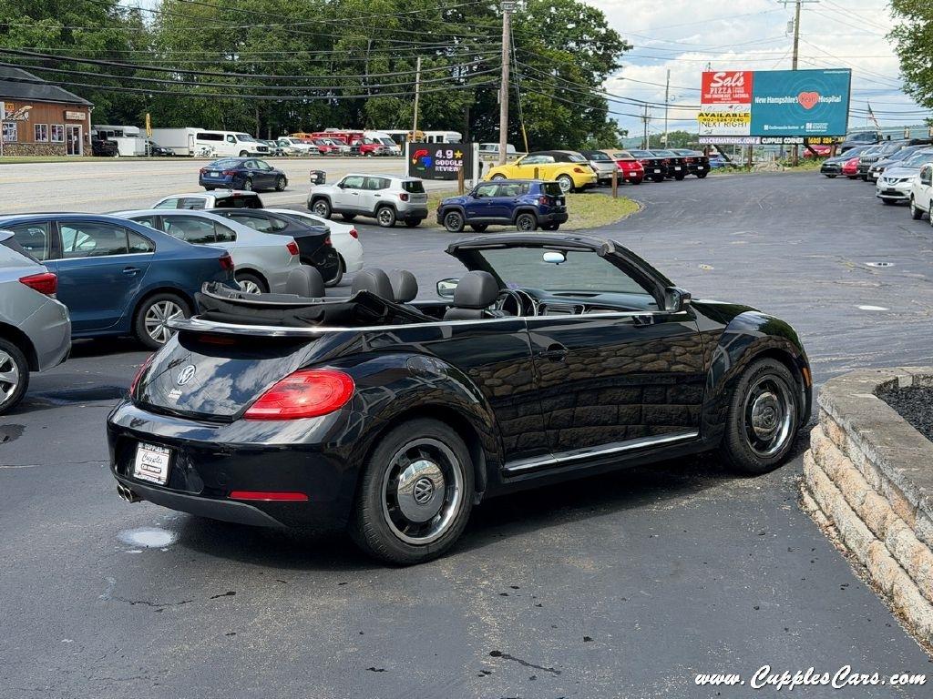 Volkswagen Beetle  2013
