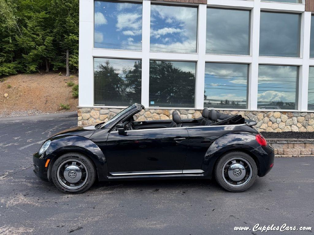 Volkswagen Beetle  2013