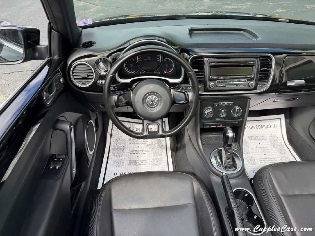 Volkswagen Beetle  2013
