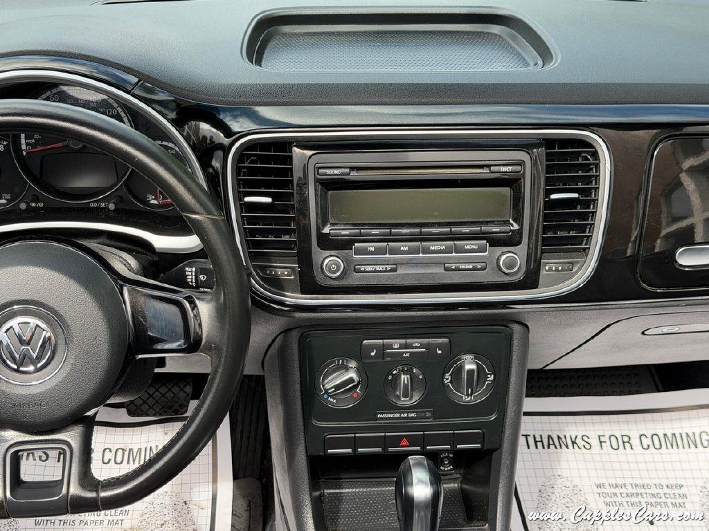 Volkswagen Beetle  2013