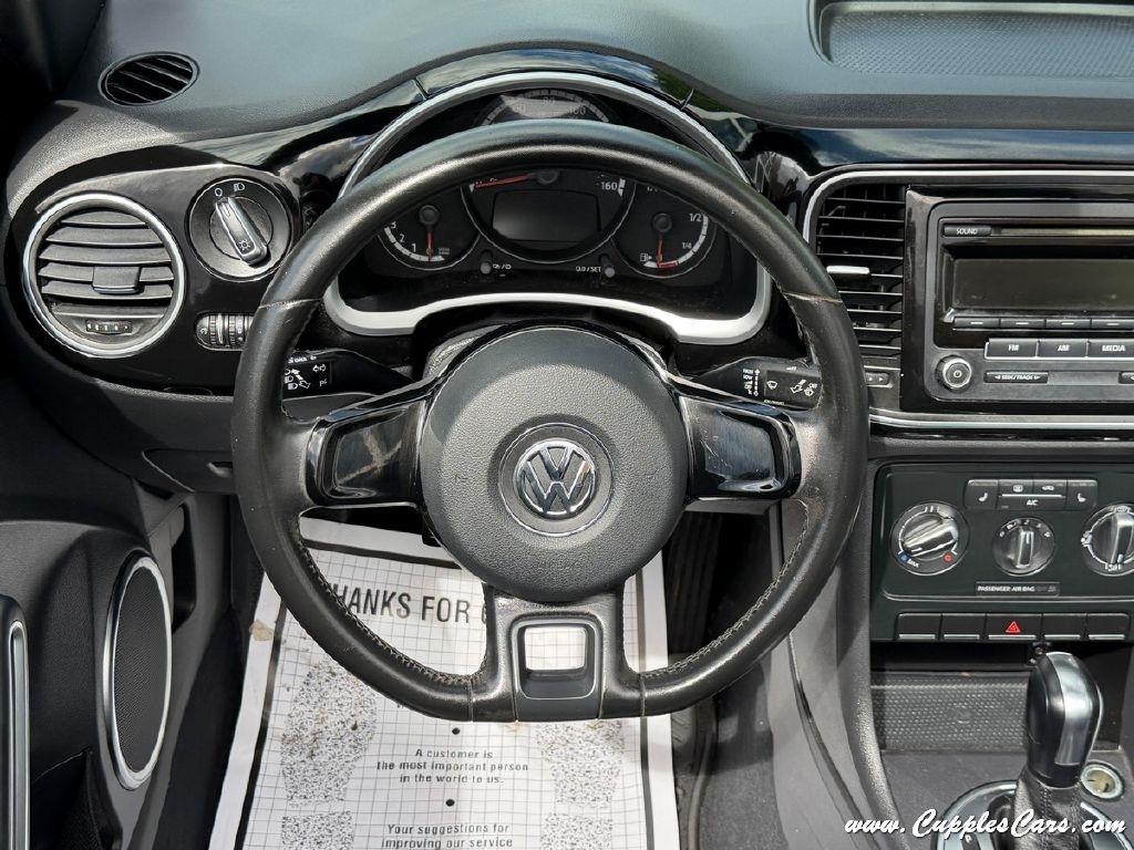 Volkswagen Beetle  2013