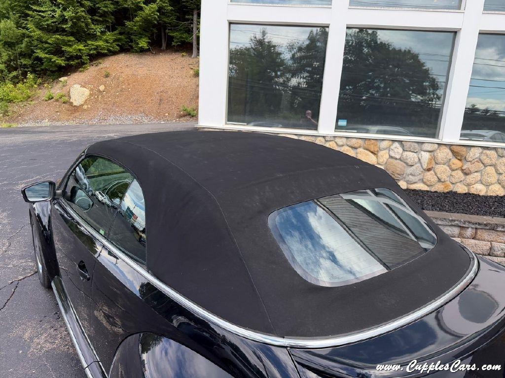 Volkswagen Beetle  2013