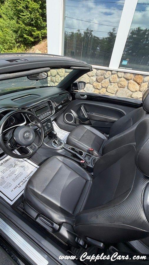 Volkswagen Beetle  2013