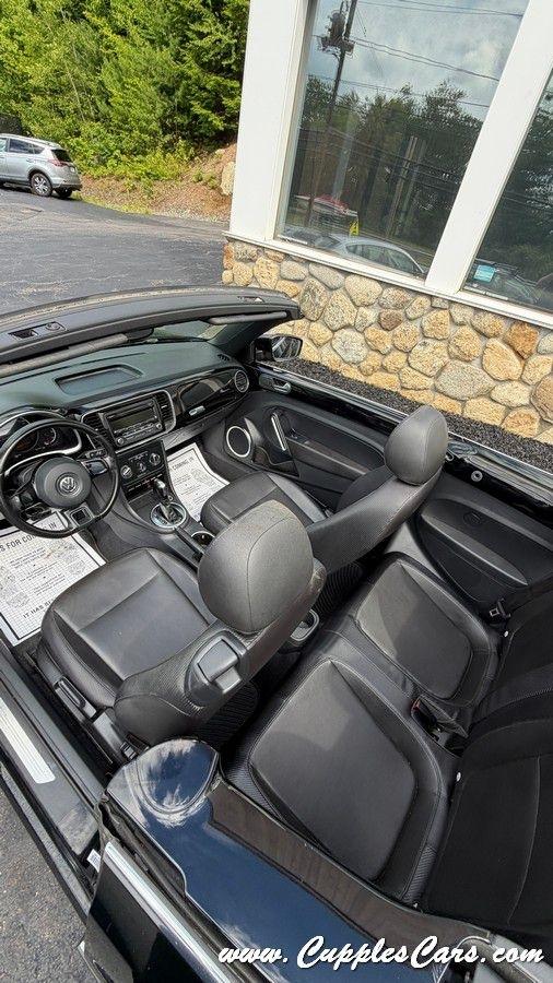 Volkswagen Beetle  2013