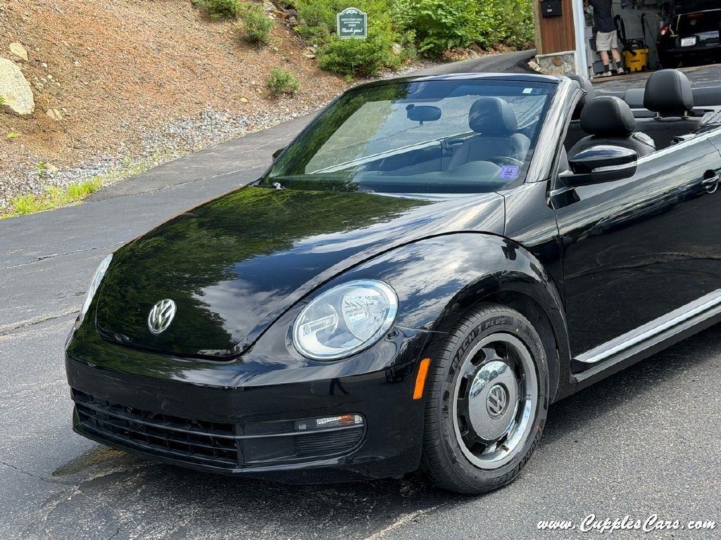 Volkswagen Beetle  2013
