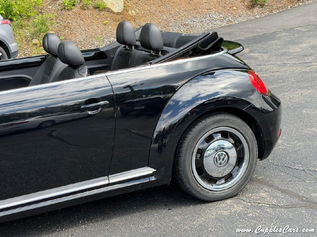 Volkswagen Beetle  2013