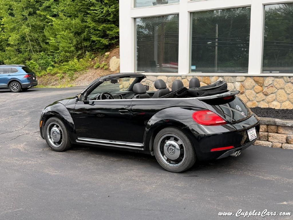 Volkswagen Beetle  2013