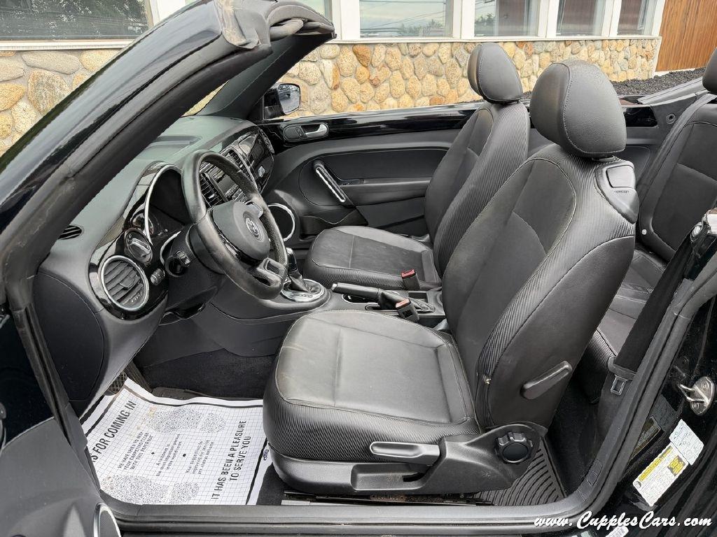 Volkswagen Beetle  2013