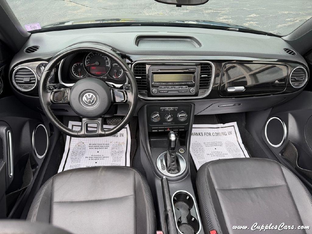 Volkswagen Beetle  2013