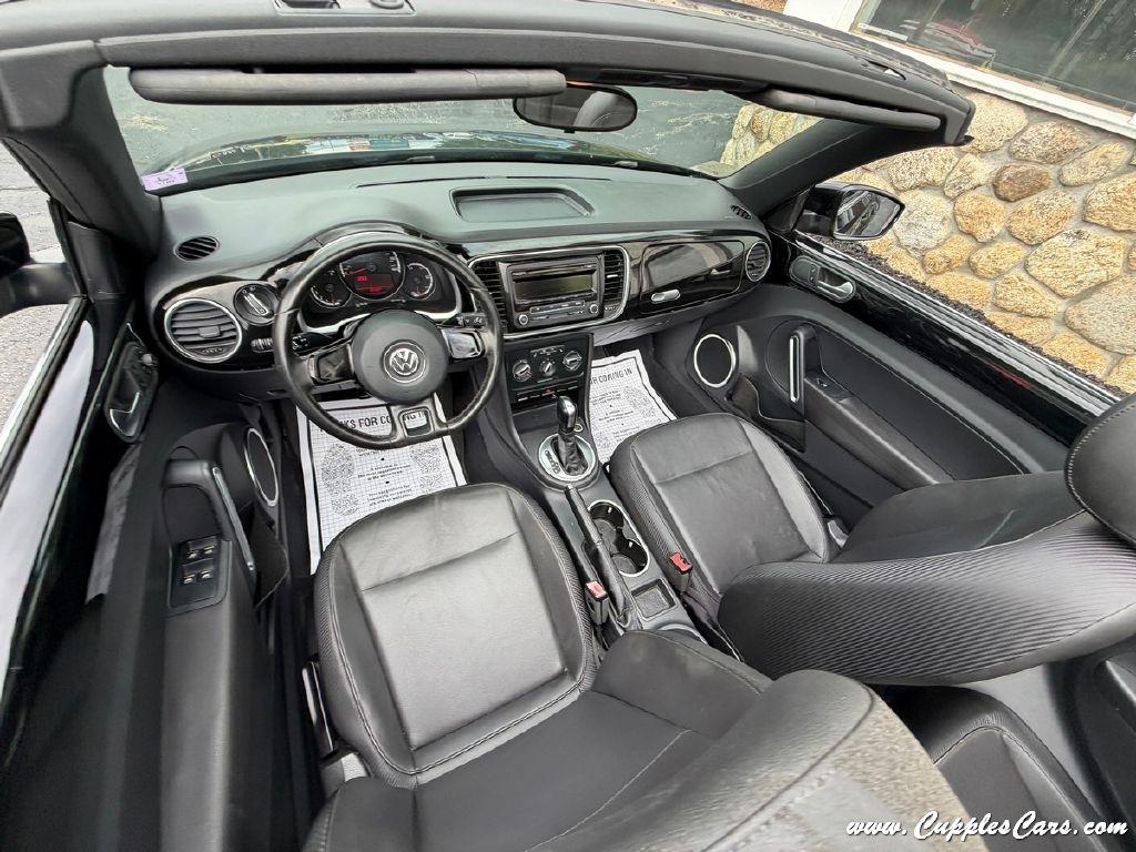Volkswagen Beetle  2013