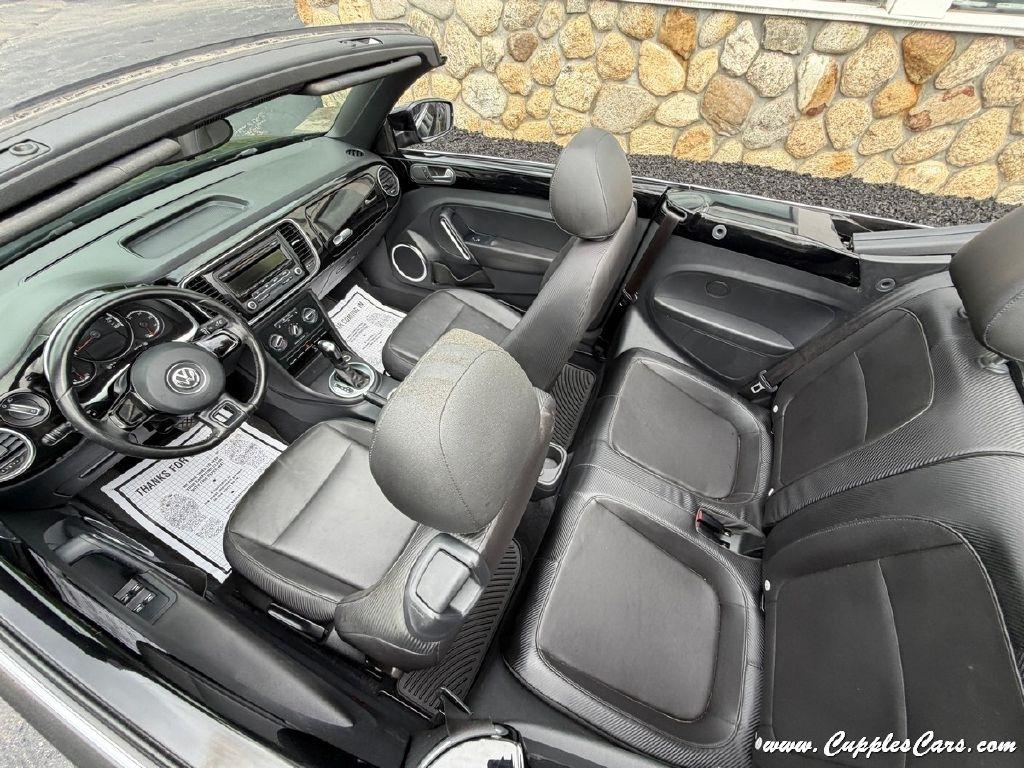 Volkswagen Beetle  2013