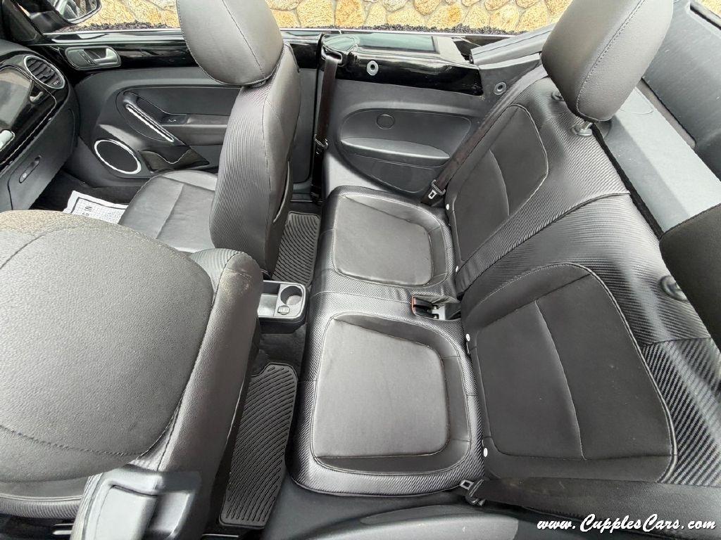 Volkswagen Beetle  2013