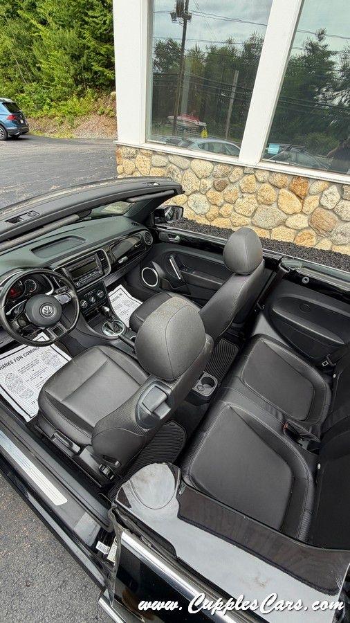 Volkswagen Beetle  2013