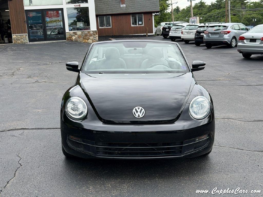 Volkswagen Beetle  2013