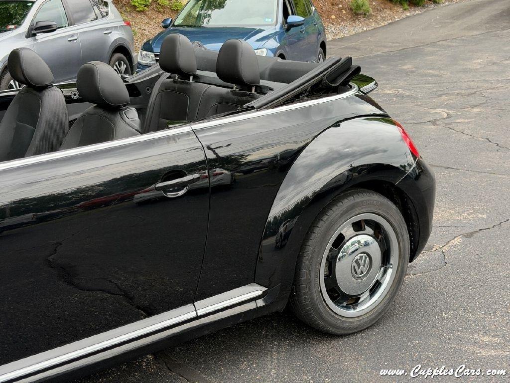 Volkswagen Beetle  2013