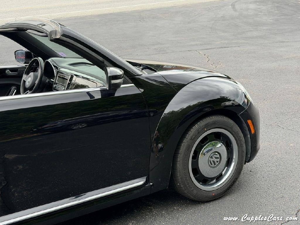 Volkswagen Beetle  2013