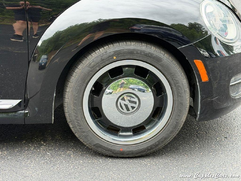 Volkswagen Beetle  2013