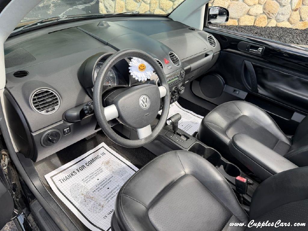 Volkswagen New Beetle  2008