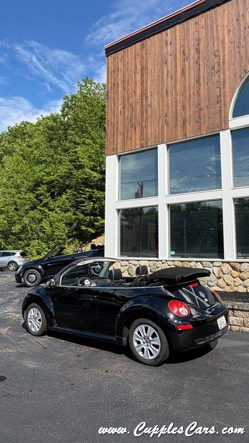 Volkswagen New Beetle  2008