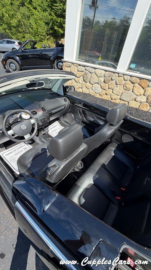 Volkswagen New Beetle  2008