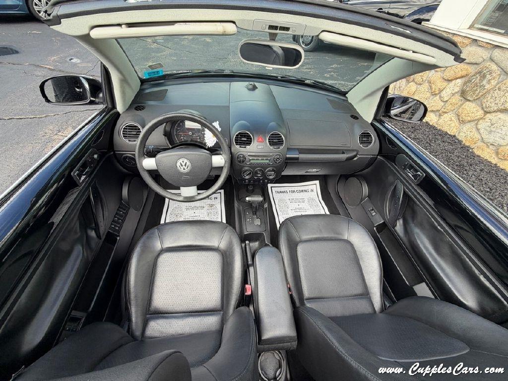 Volkswagen New Beetle  2008