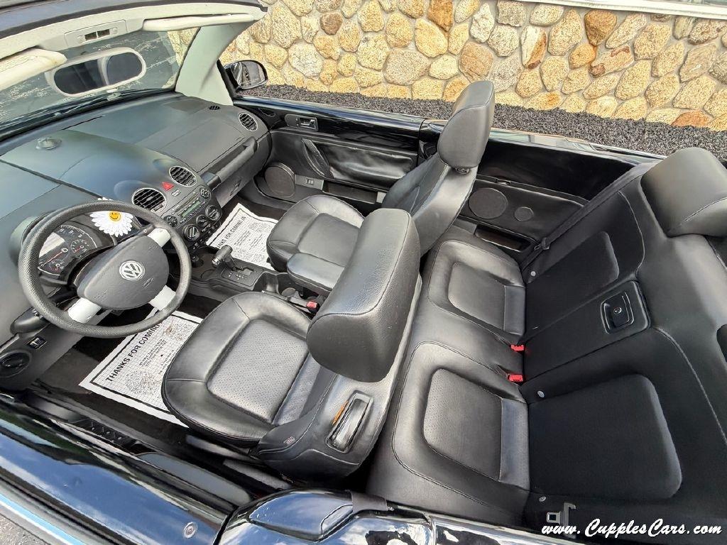 Volkswagen New Beetle  2008