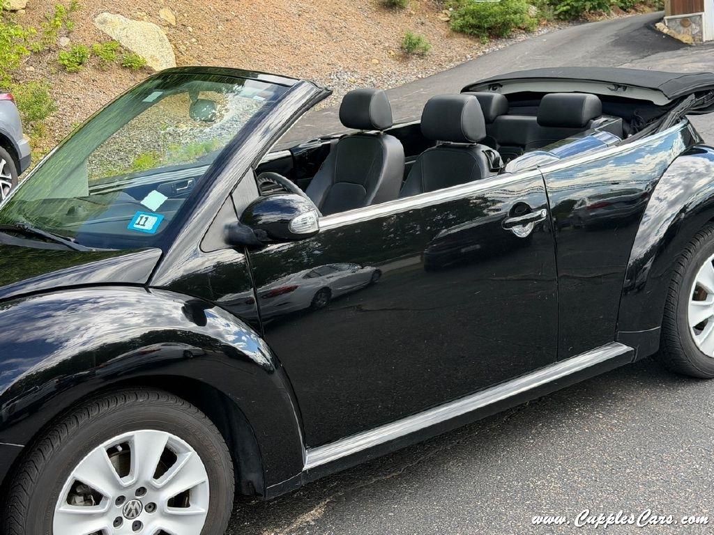 Volkswagen New Beetle  2008