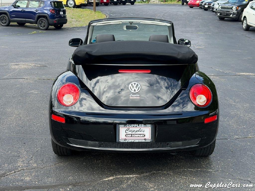 Volkswagen New Beetle  2008