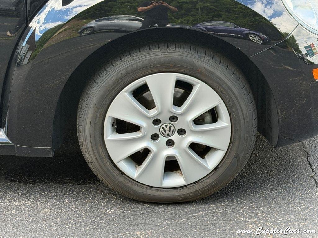 Volkswagen New Beetle  2008