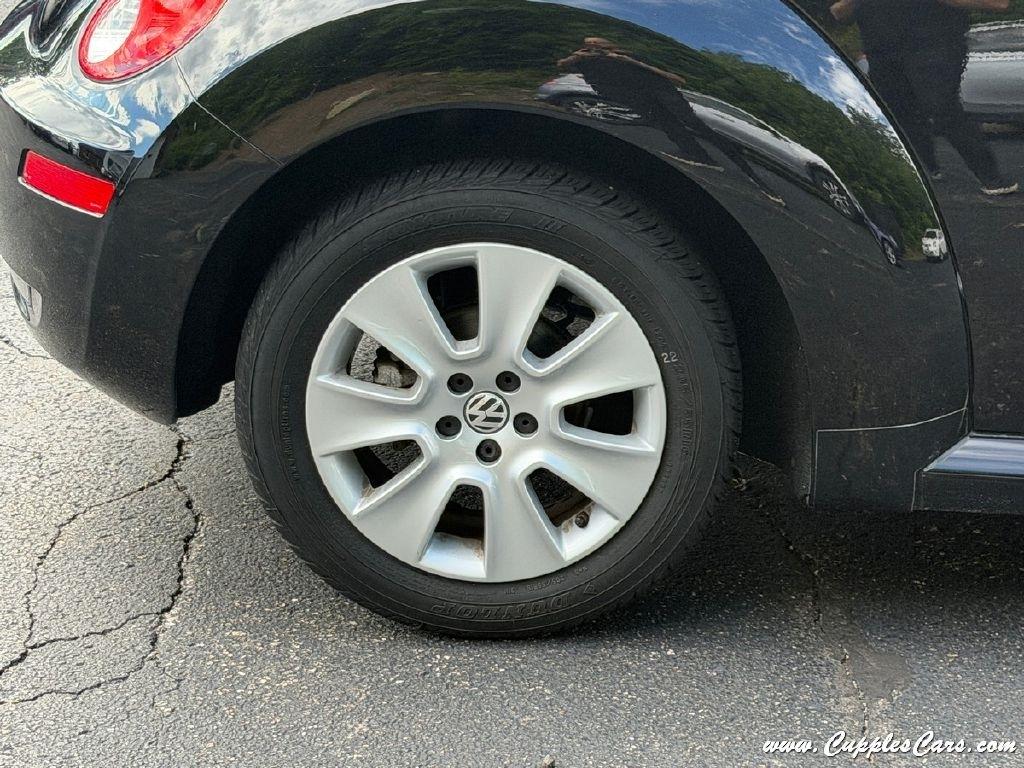 Volkswagen New Beetle  2008
