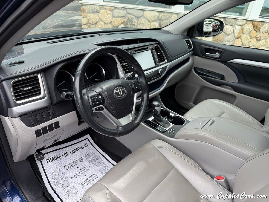 Toyota Highlander  2015