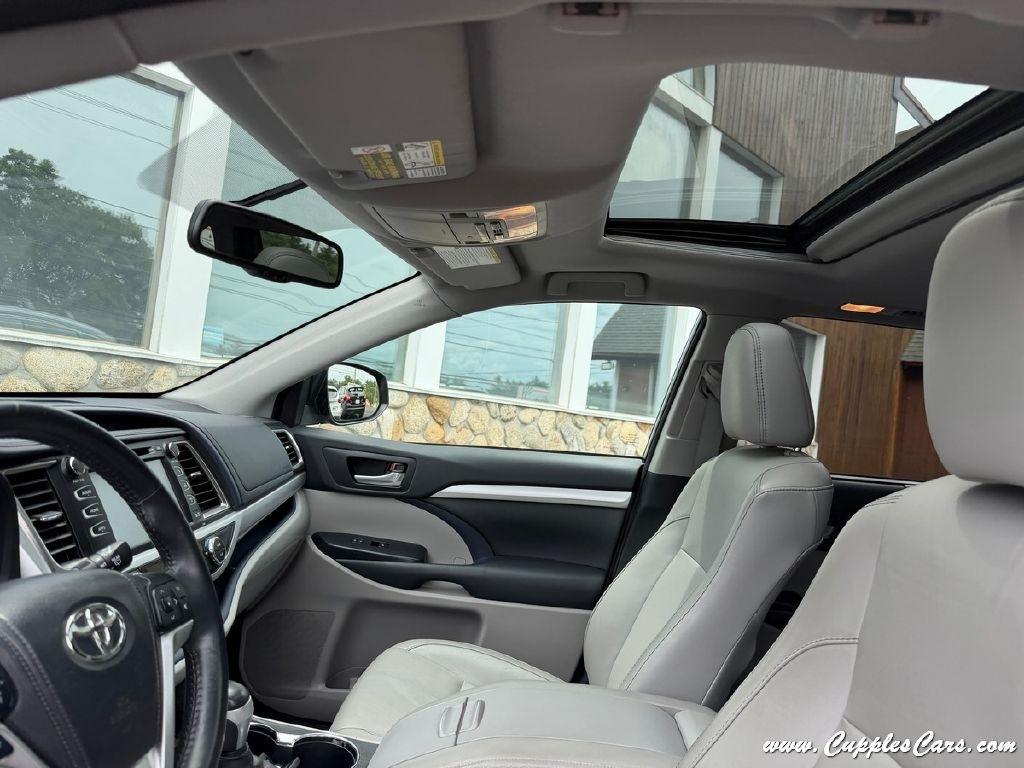 Toyota Highlander  2015