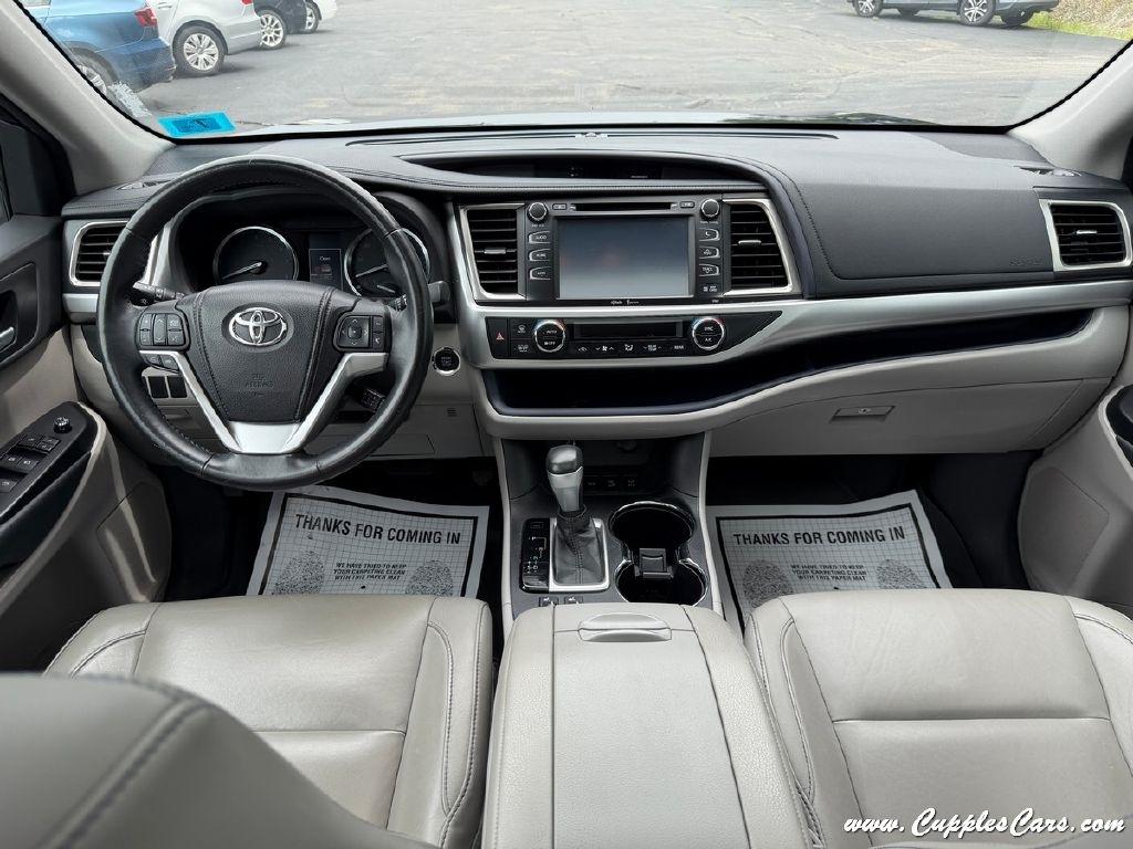 Toyota Highlander  2015