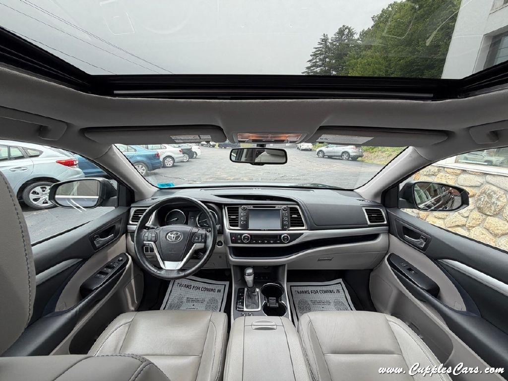 Toyota Highlander  2015