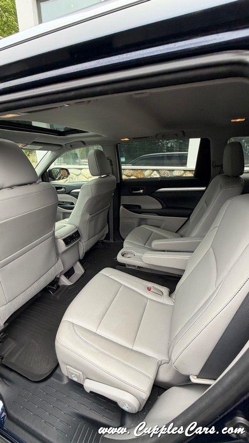 Toyota Highlander  2015