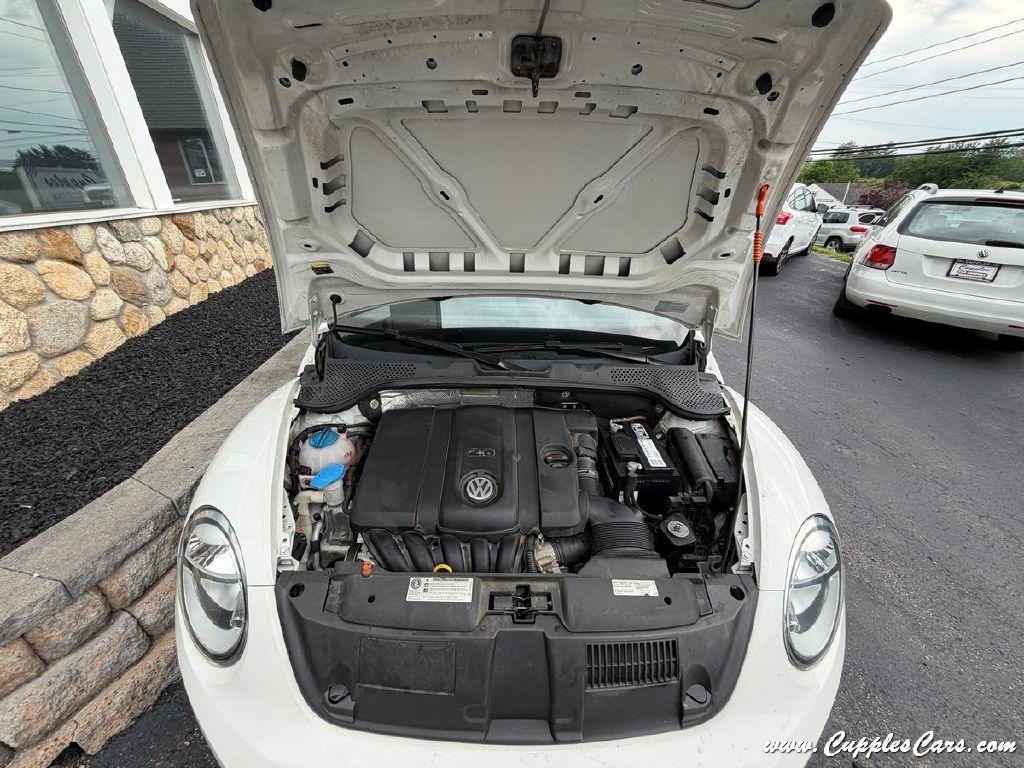 Volkswagen Beetle  2013