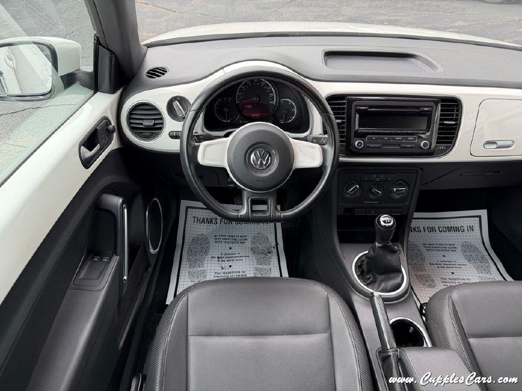 Volkswagen Beetle  2013