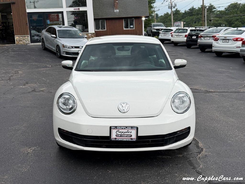 Volkswagen Beetle  2013