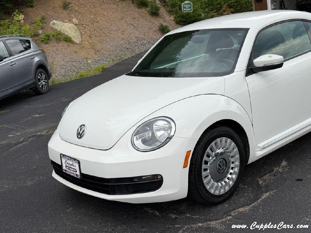 Volkswagen Beetle  2013