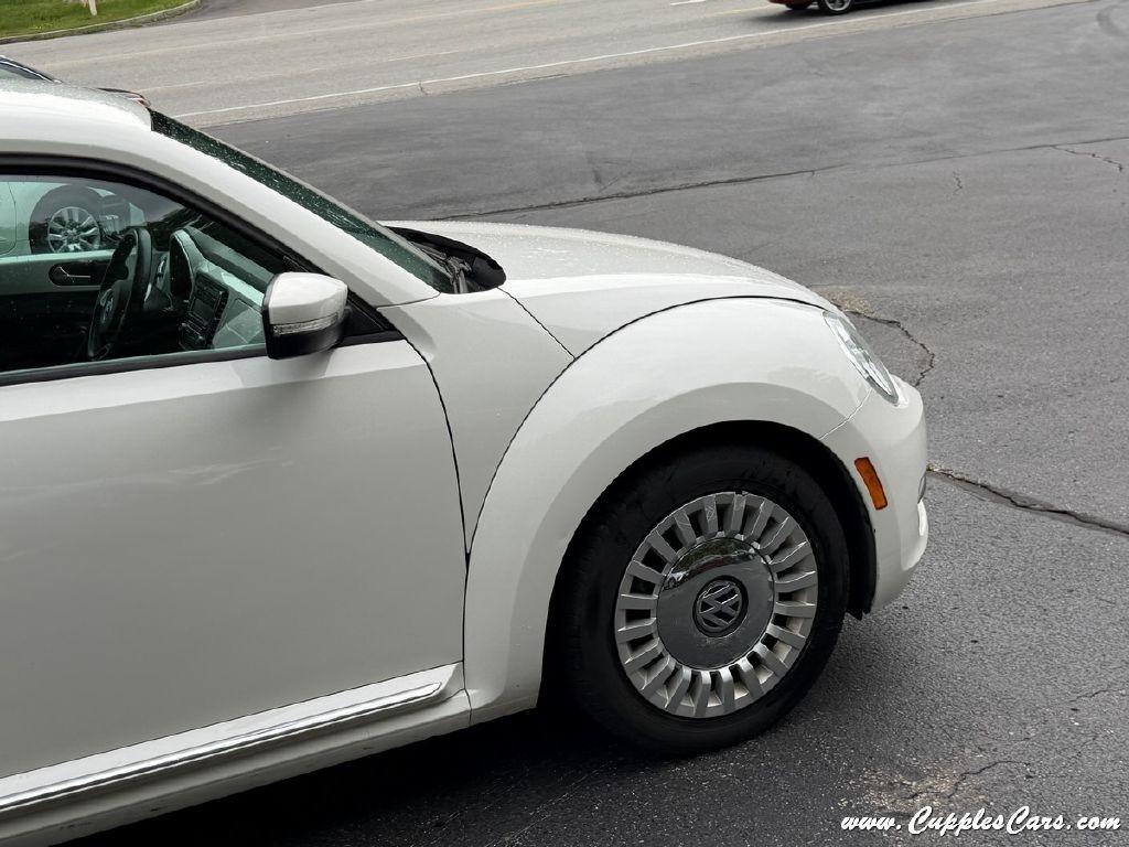 Volkswagen Beetle  2013