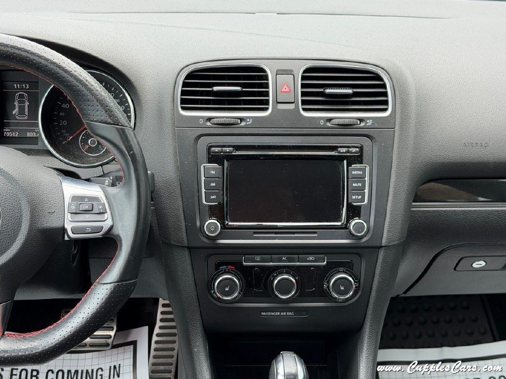 Volkswagen GTI 4dr HB DSG 2011