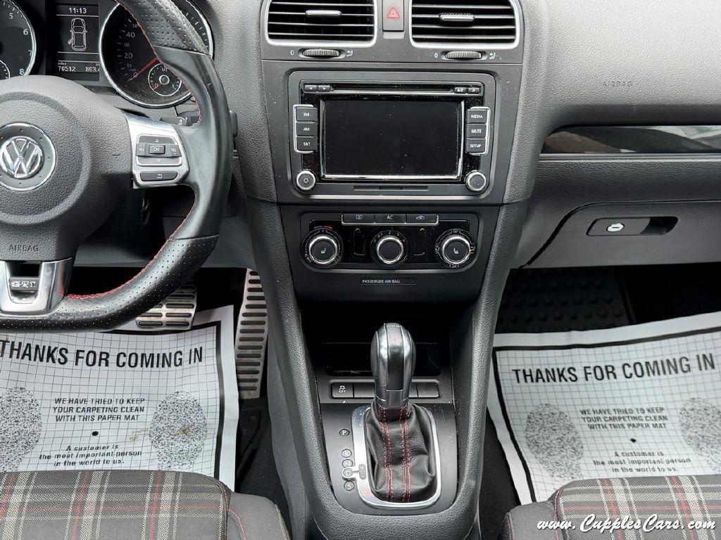 Volkswagen GTI 4dr HB DSG 2011
