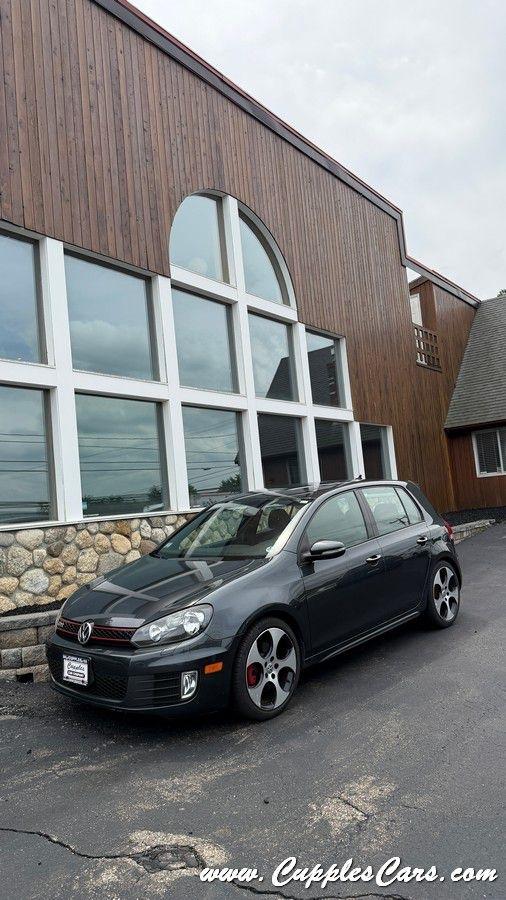 Volkswagen GTI 4dr HB DSG 2011