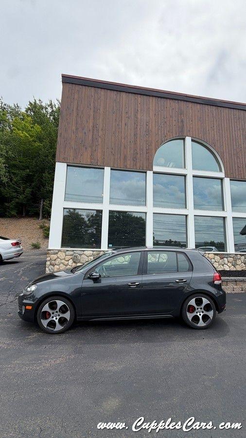 Volkswagen GTI 4dr HB DSG 2011