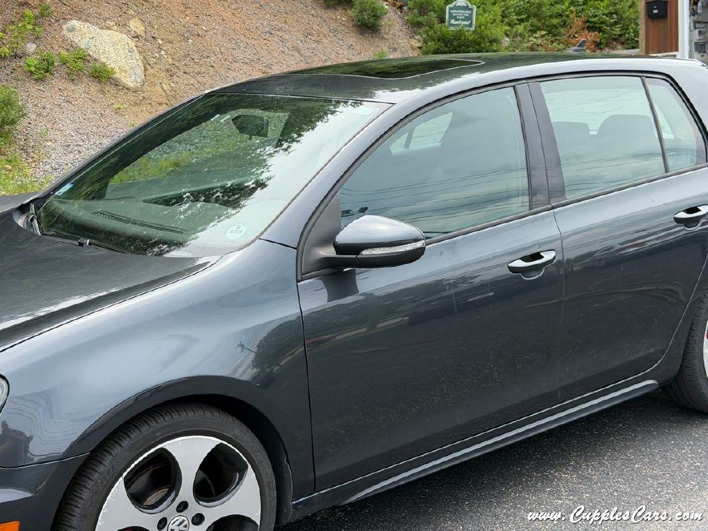 Volkswagen GTI 4dr HB DSG 2011