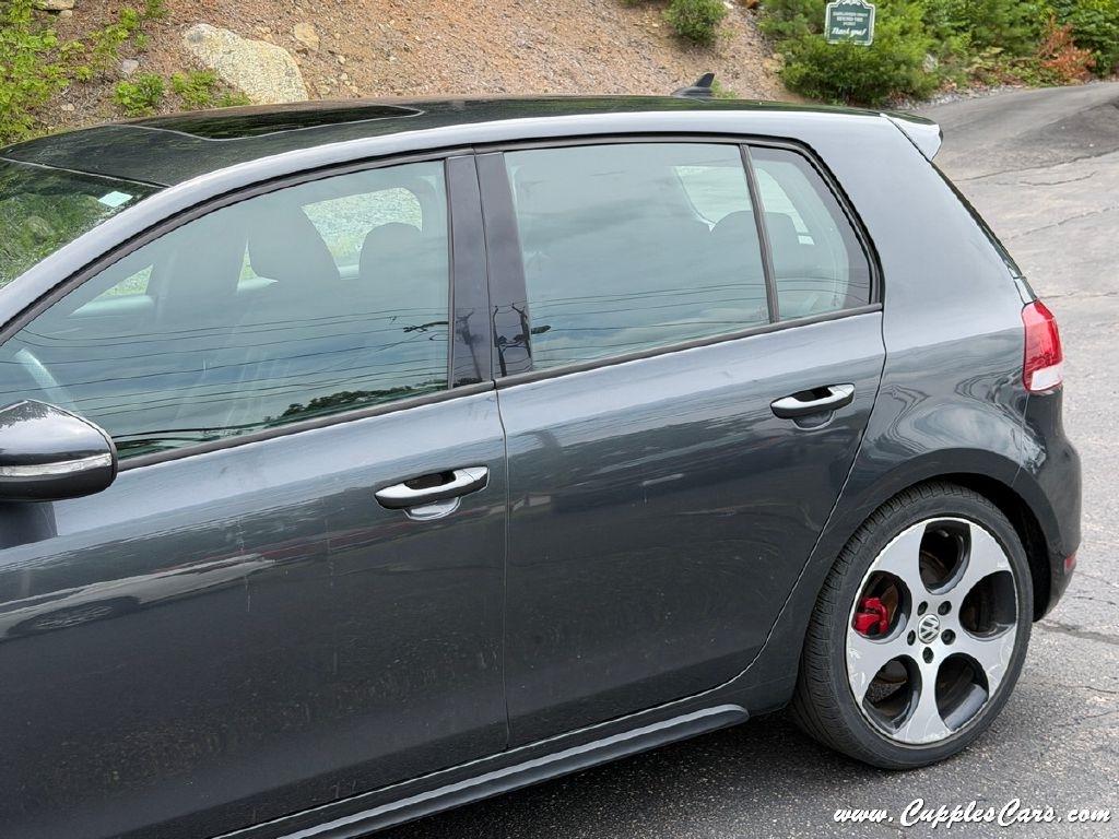 Volkswagen GTI 4dr HB DSG 2011
