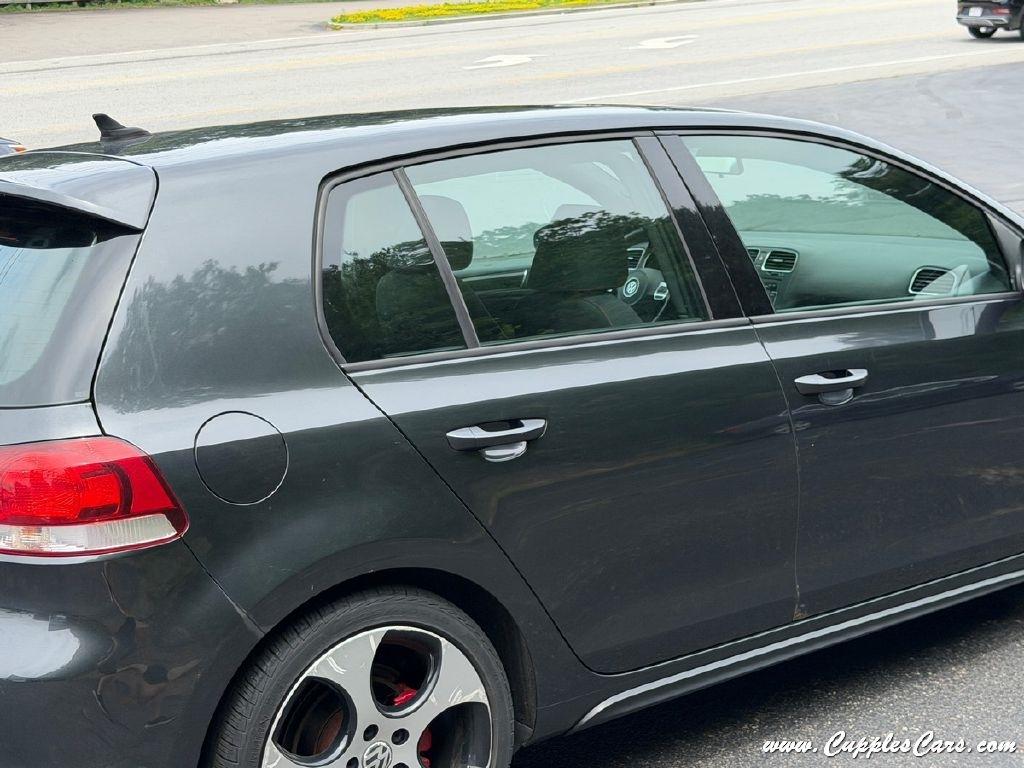 Volkswagen GTI 4dr HB DSG 2011