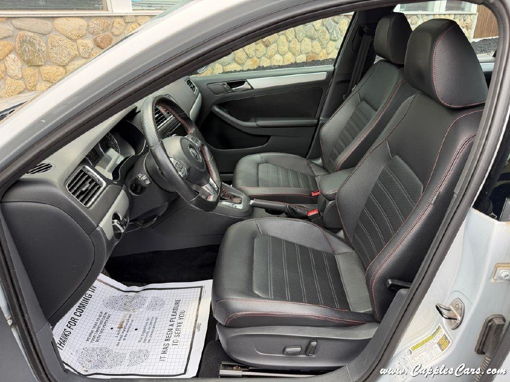 Volkswagen Jetta  2013